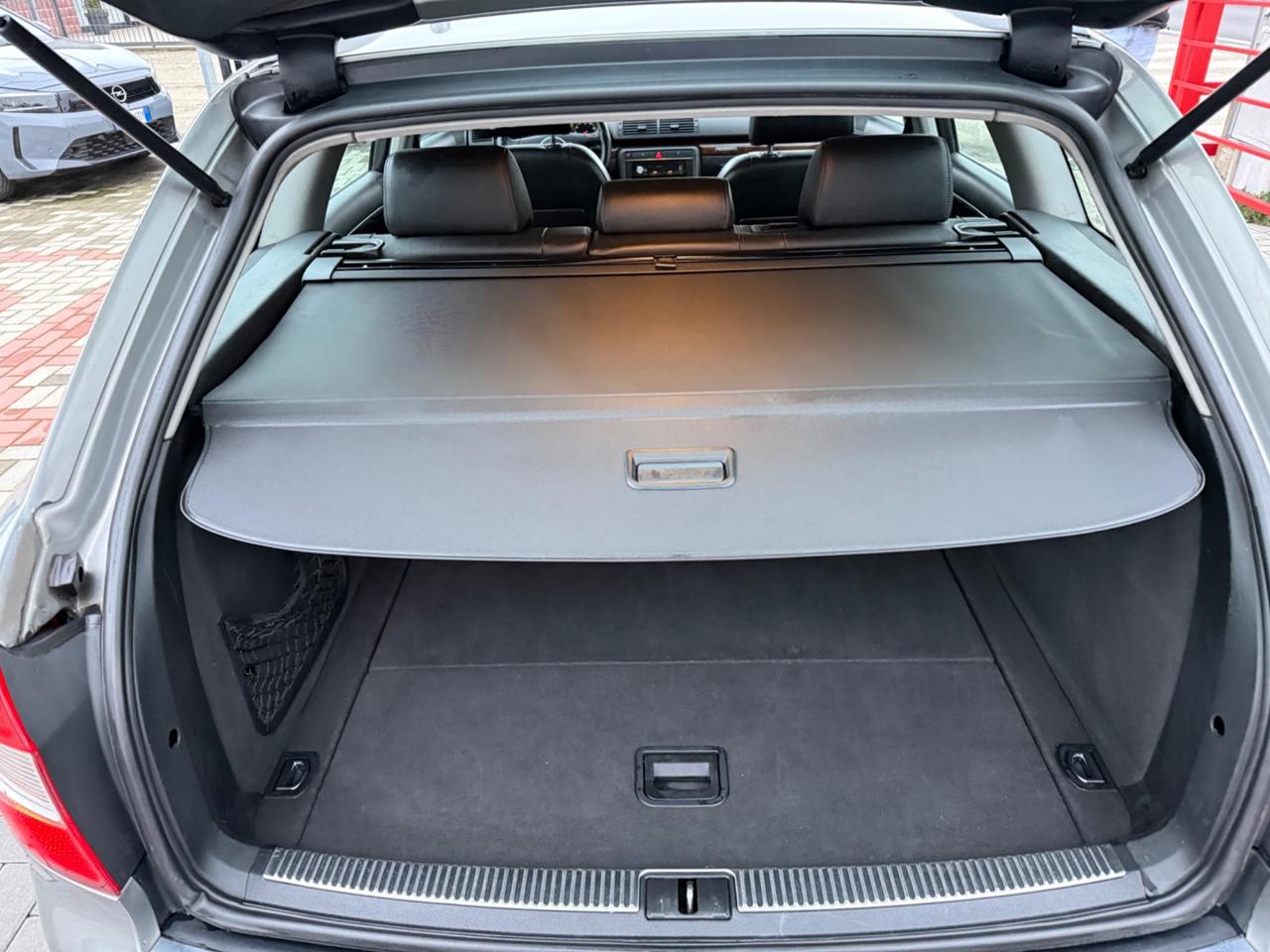 Audi A4 1.9 TDI/130CV Avant QUATTRO