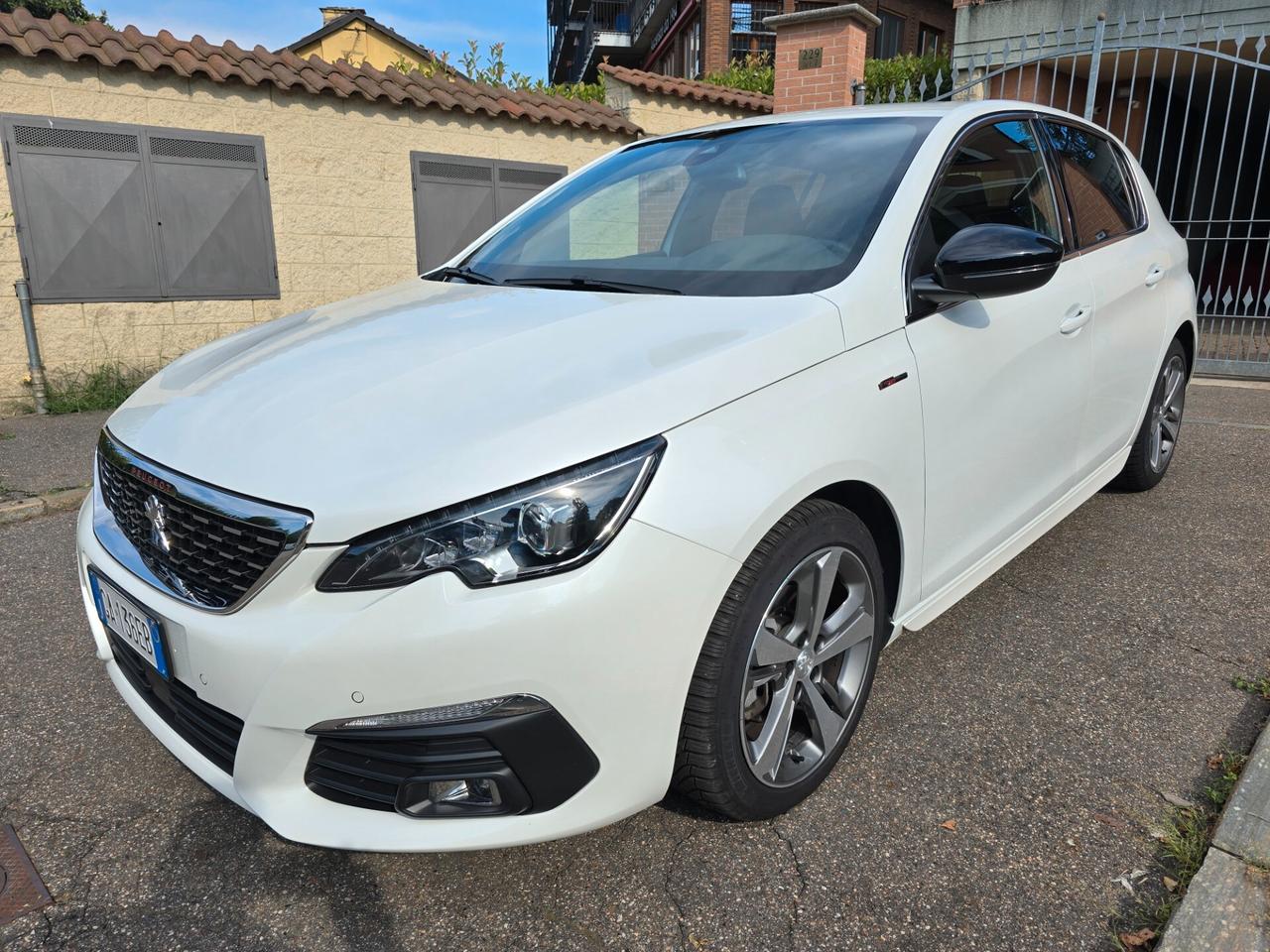 Peugeot 308 BlueHDi 130 GT Line Automatica