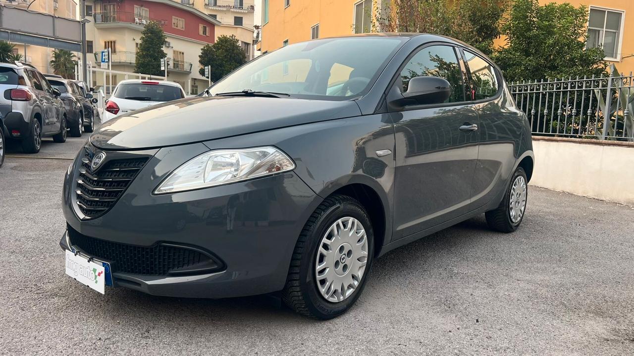 Lancia Ypsilon 1.2 69 CV 5 porte GPL Ecochic Gold