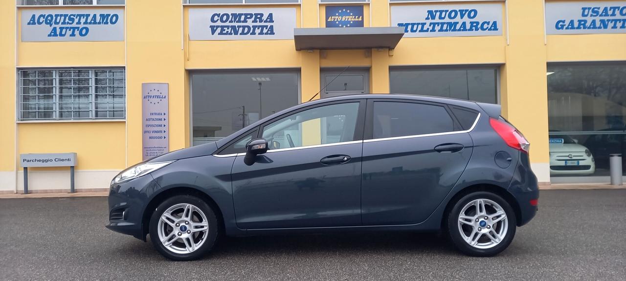 Ford Fiesta Modello Titanium cc. 1.000 Benzina 5 Porte 5 Posti Utilizzabile anche dai Neopatentati.