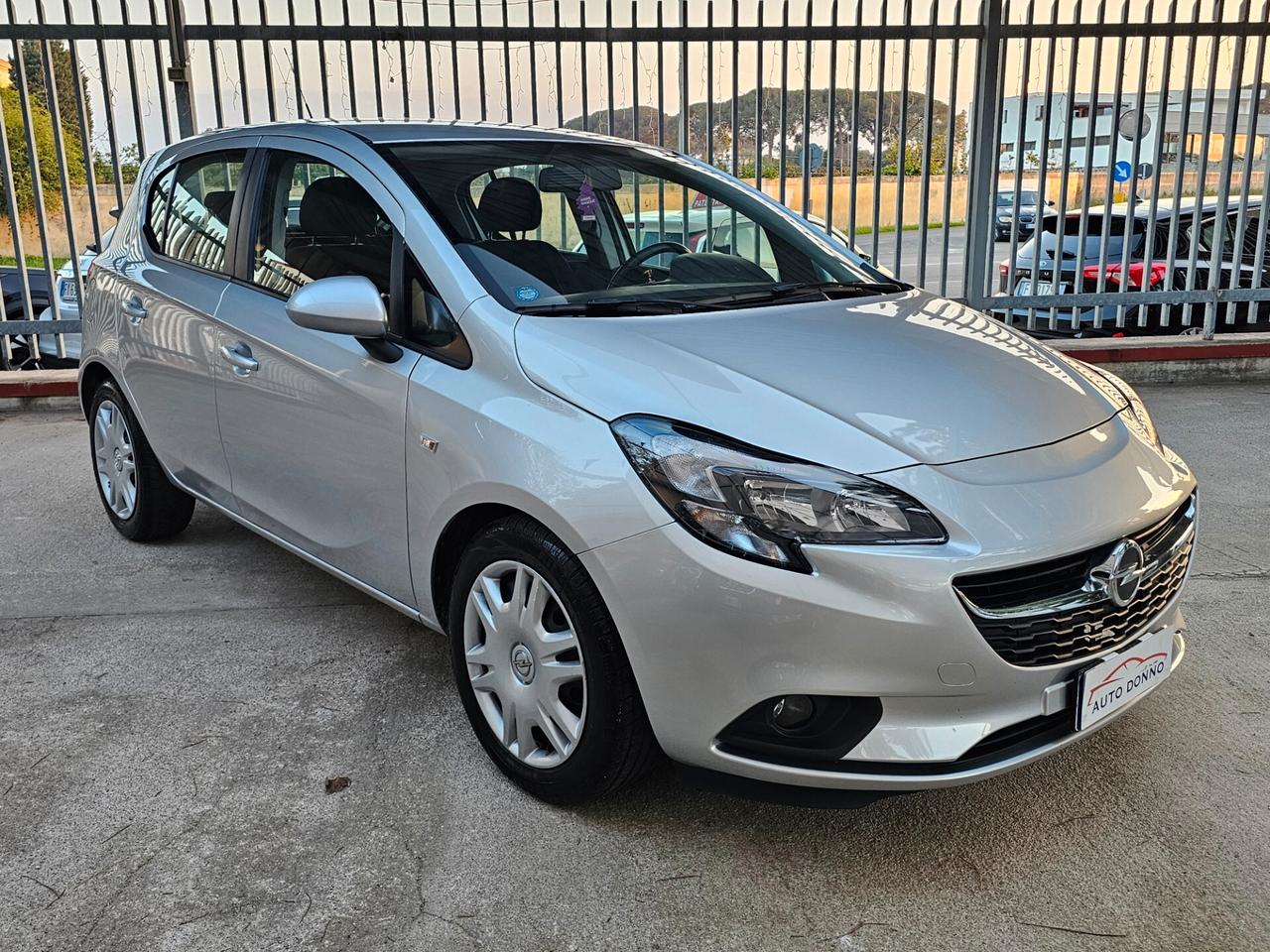 Opel Corsa 1.4 90CV GPL Tech 5 porte n-Joy