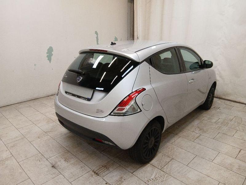 Lancia Ypsilon 1.2 Silver Gpl 69cv