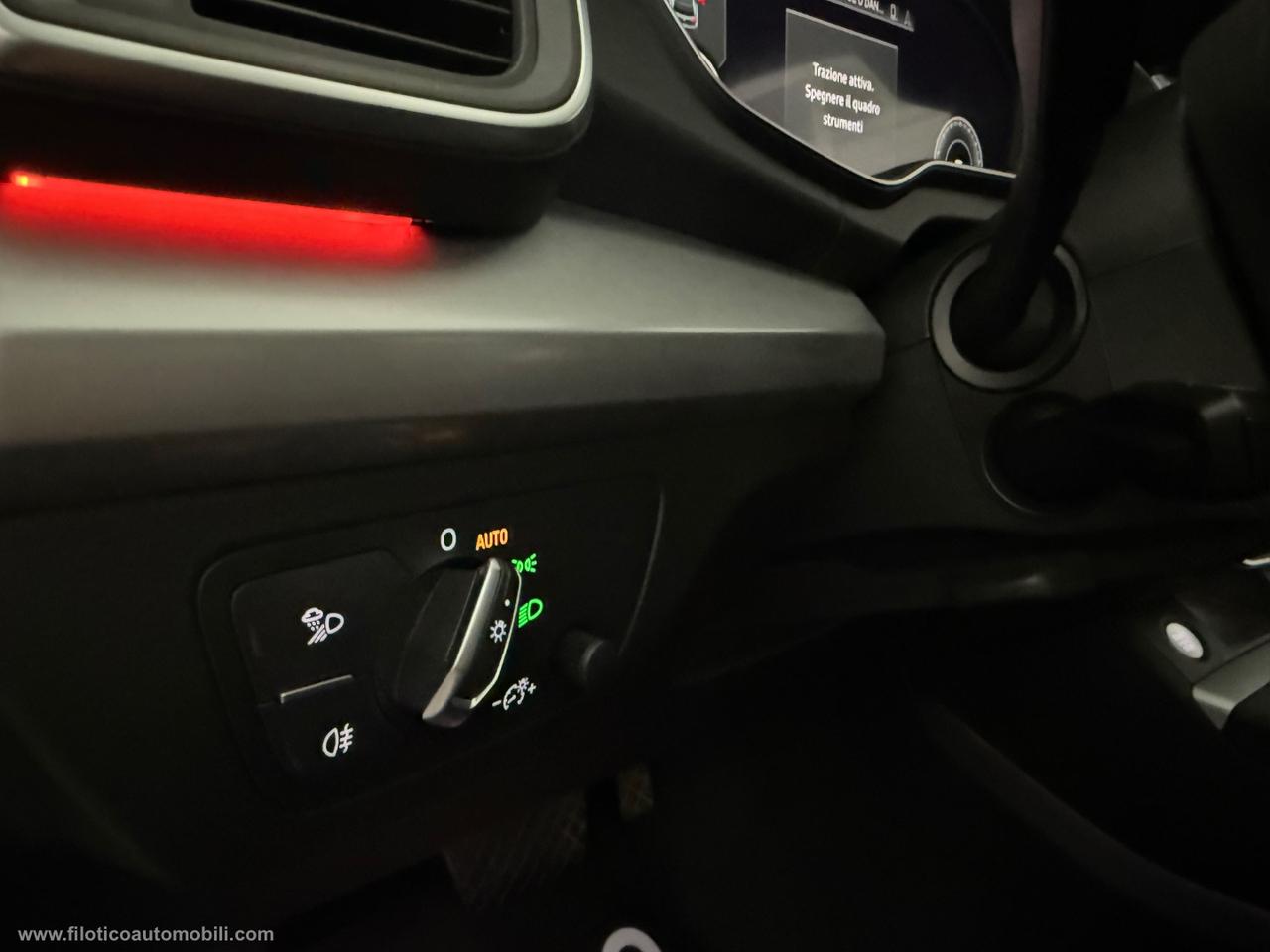 AUDI Q5 40 TDI 204CV qu. S tr. S line MATRIX - LUCI AMBIENTE FULL