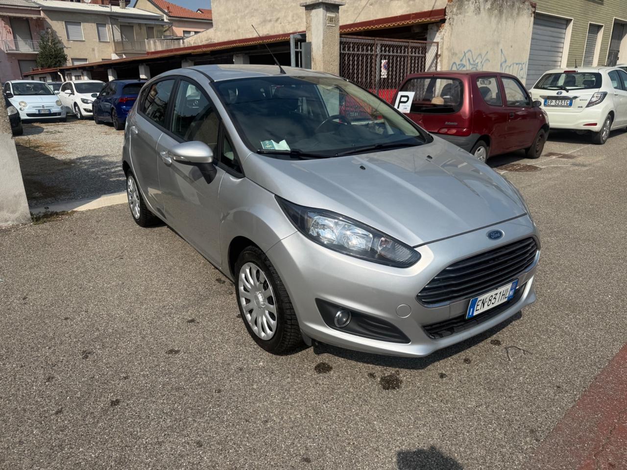 Ford Fiesta 1.2 60CV 5 porte Titanium