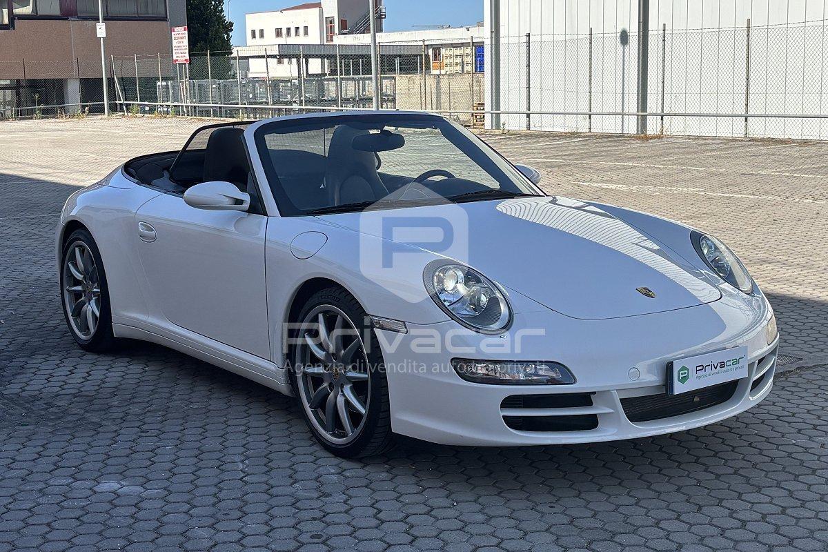 PORSCHE 911 Carrera 4 Cabriolet
