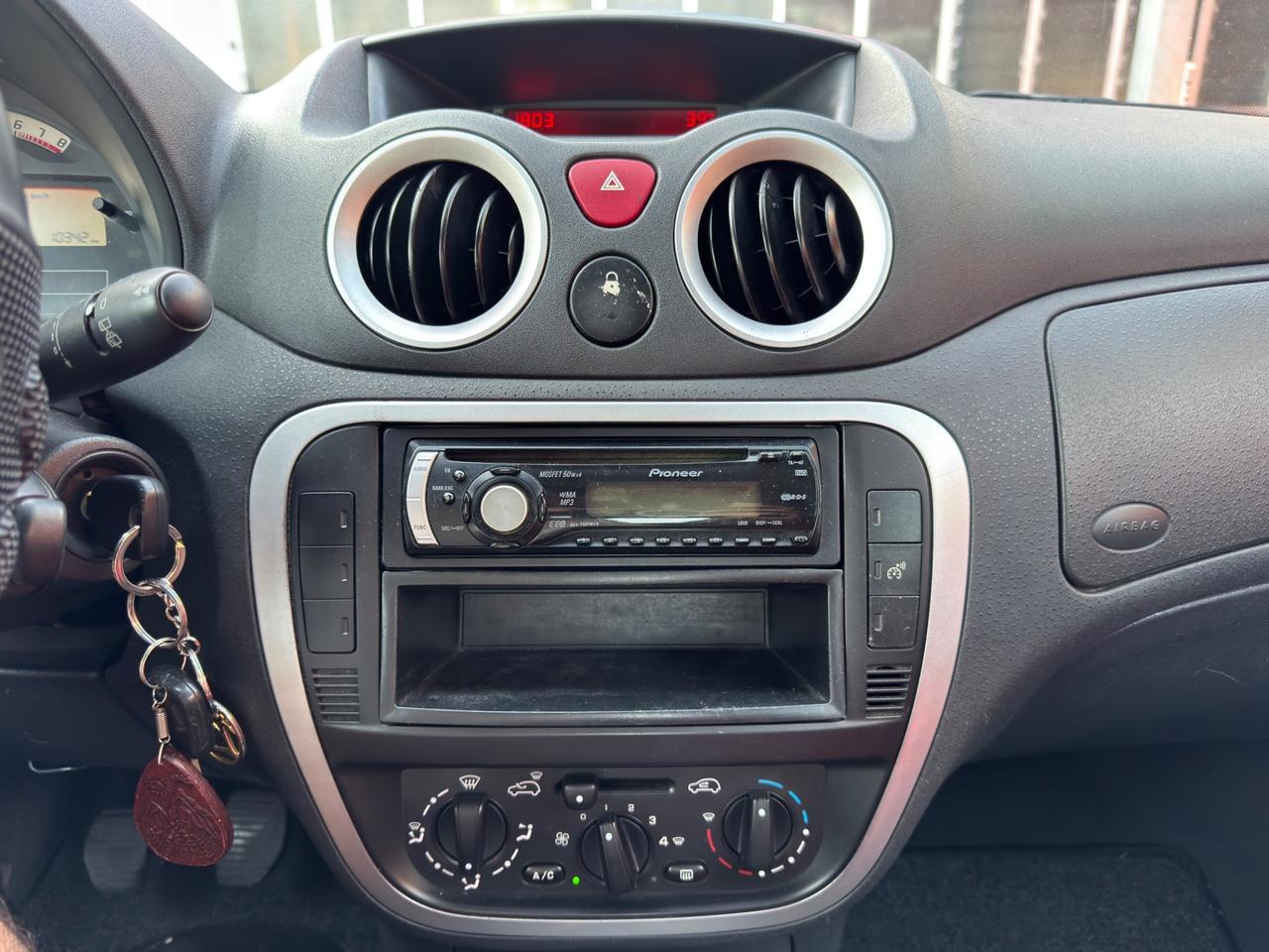 Citroen C2 ADATTA A NEOPATENTATI 1.1 Exclusive
