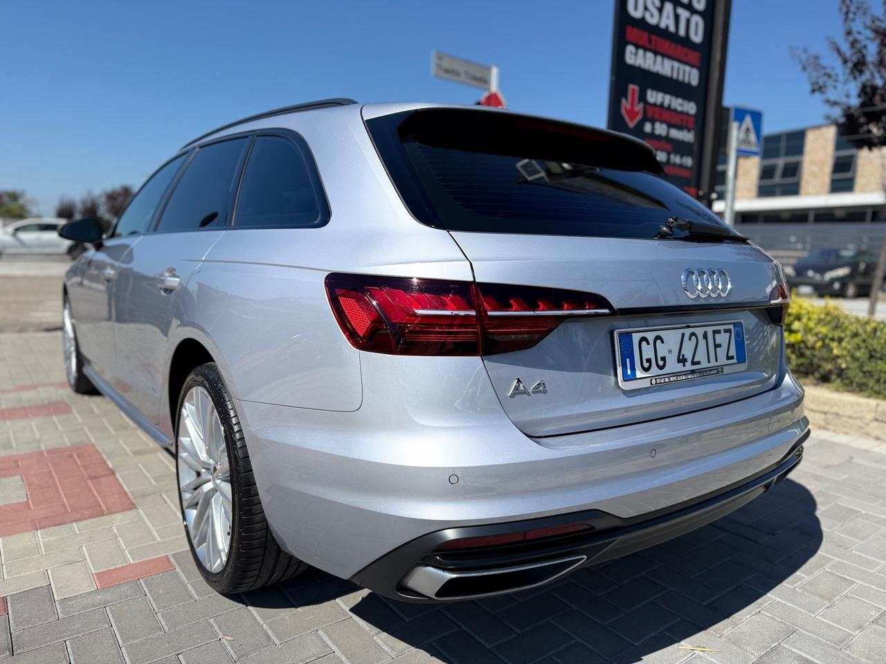 Audi A4 Avant 40 TFSI S tronic .IVA ESPOSTA.204 CV