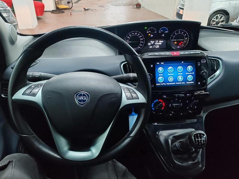 Lancia Ypsilon 1.0 hybrid Gold Plus s&s 5pT TELEC. CARPLAY