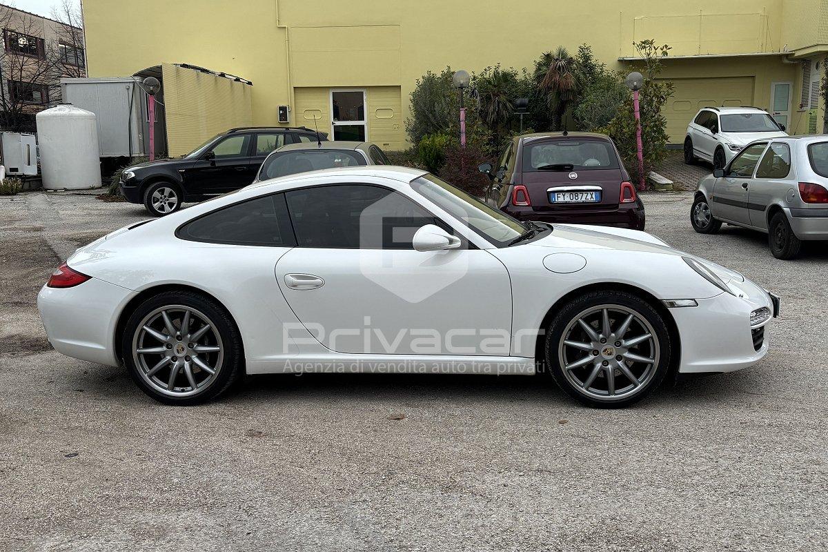 PORSCHE 911 Carrera Coupé