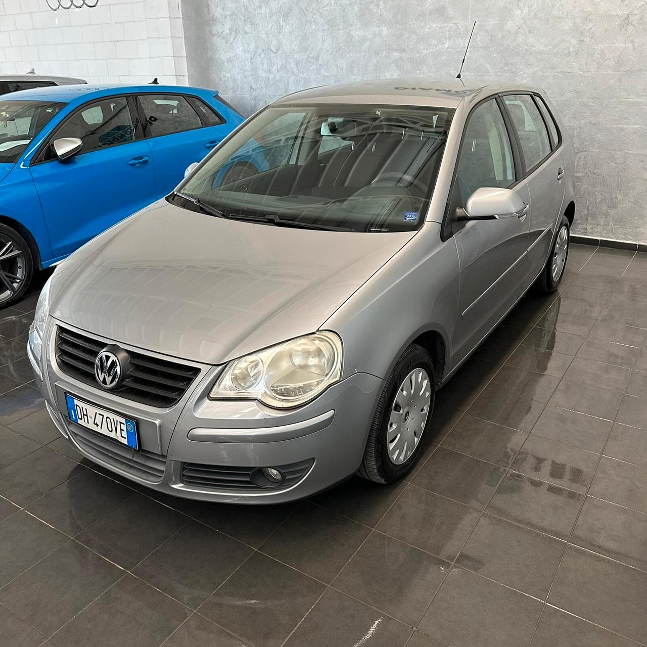 Volkswagen Polo 1.4/80CV 16V 5p. Sportline