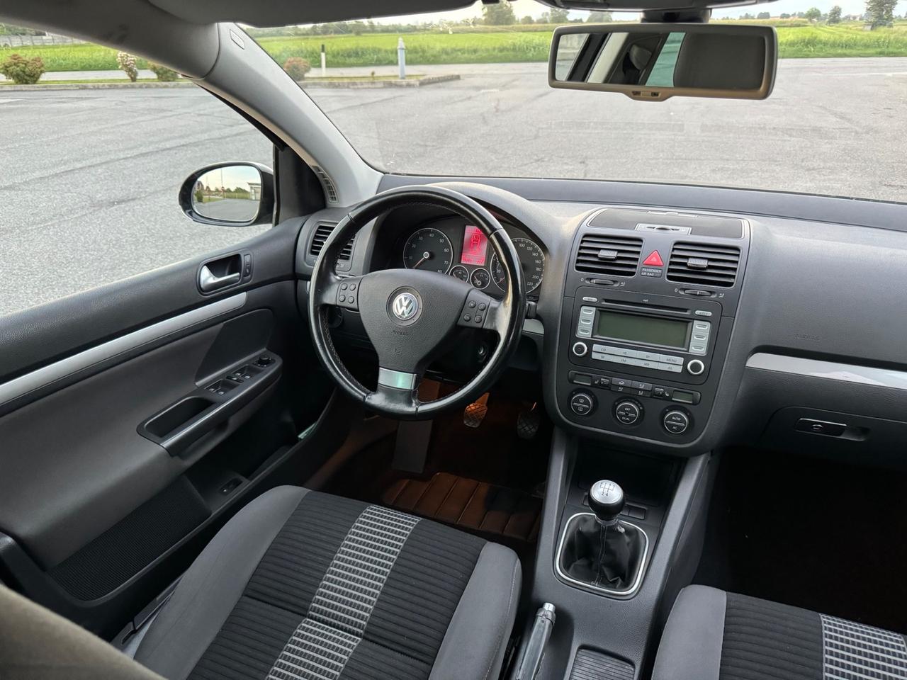 Volkswagen Golf 1.4 59kw 5p. Comfortlineok neopatentati