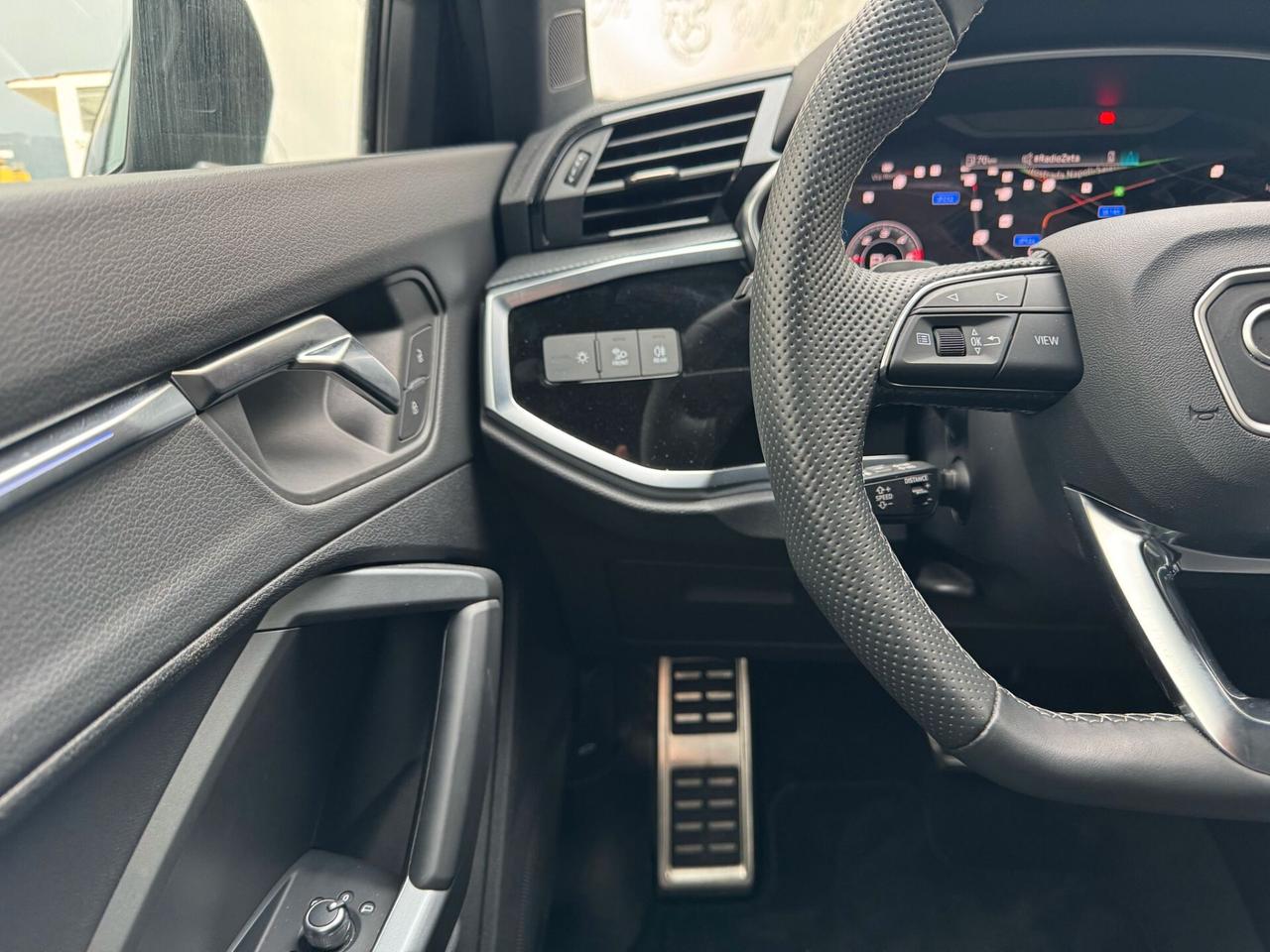 Audi Q3 SPB 35 TDI S tronic Identity Black S line