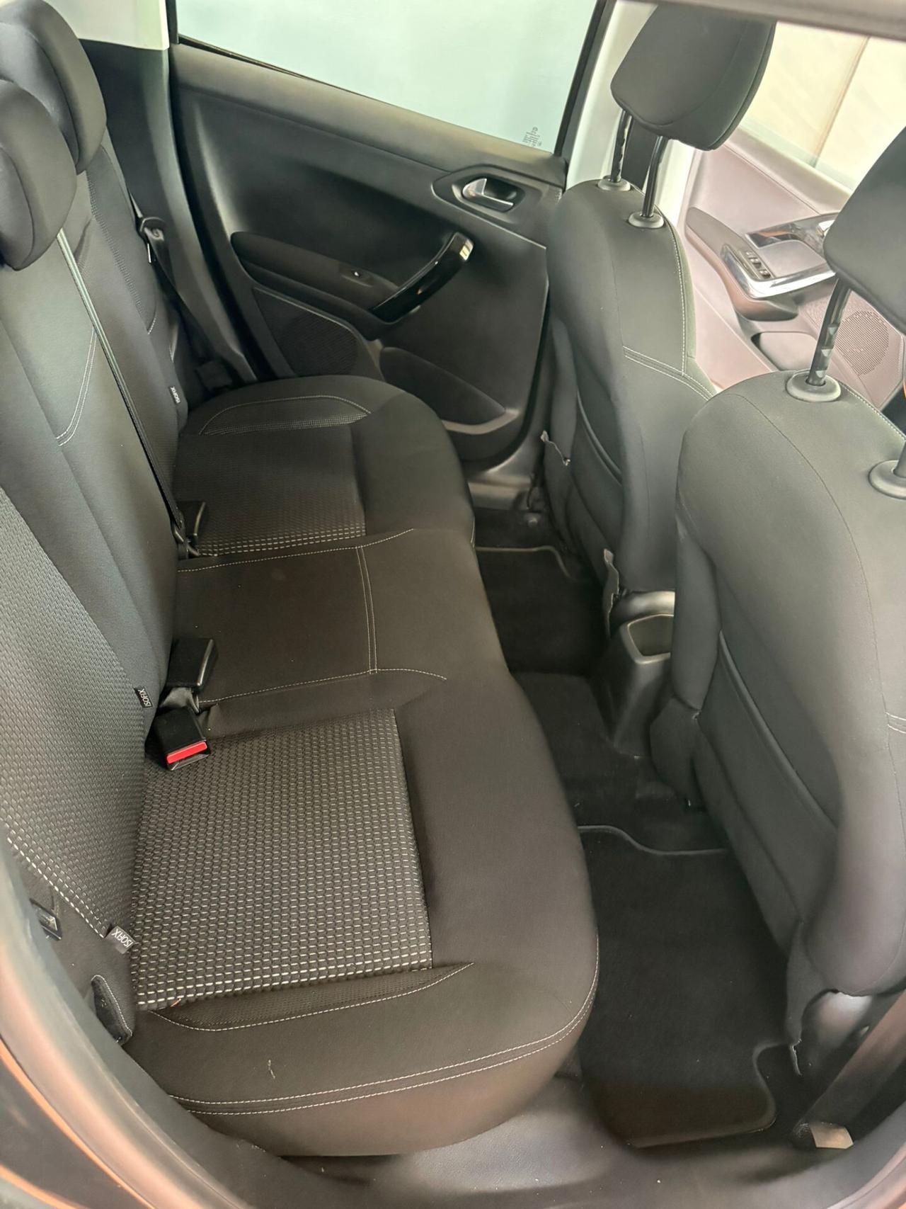 Peugeot 208 BlueHDi 75 5 porte Allure