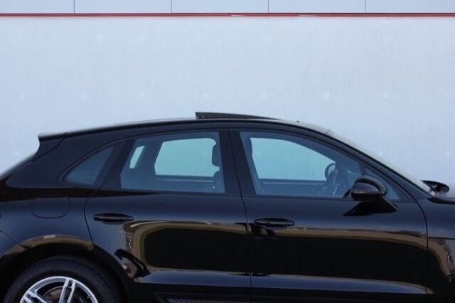 Porsche Macan 2.0 turbo 265cv Tetto Navigatore