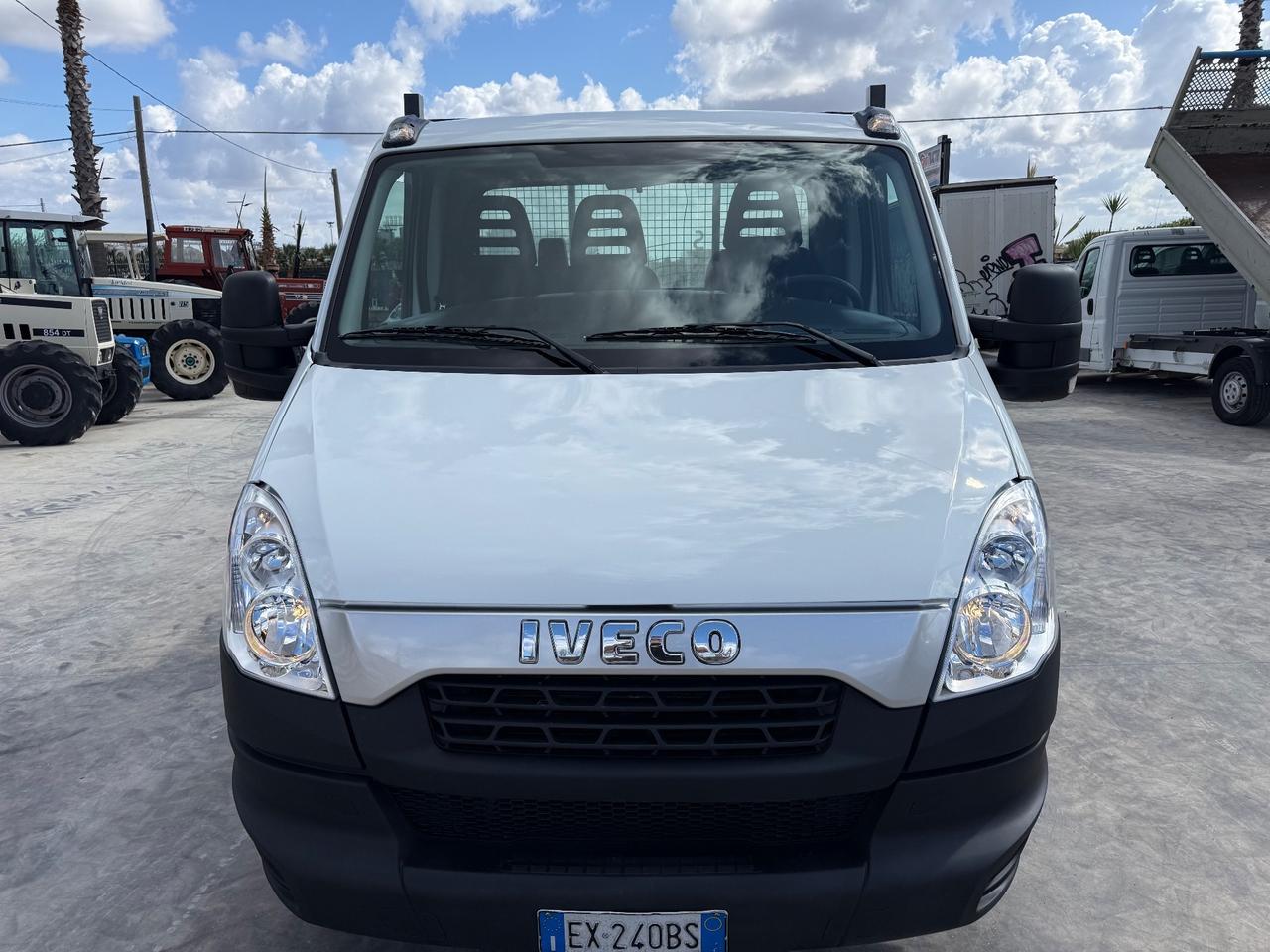 Trattore iveco Daily 35S15 cassonato 4x2 perfetto