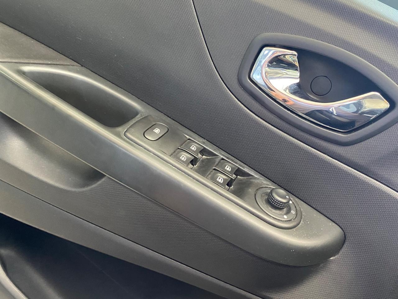 Renault Captur ENERGY R-LINK