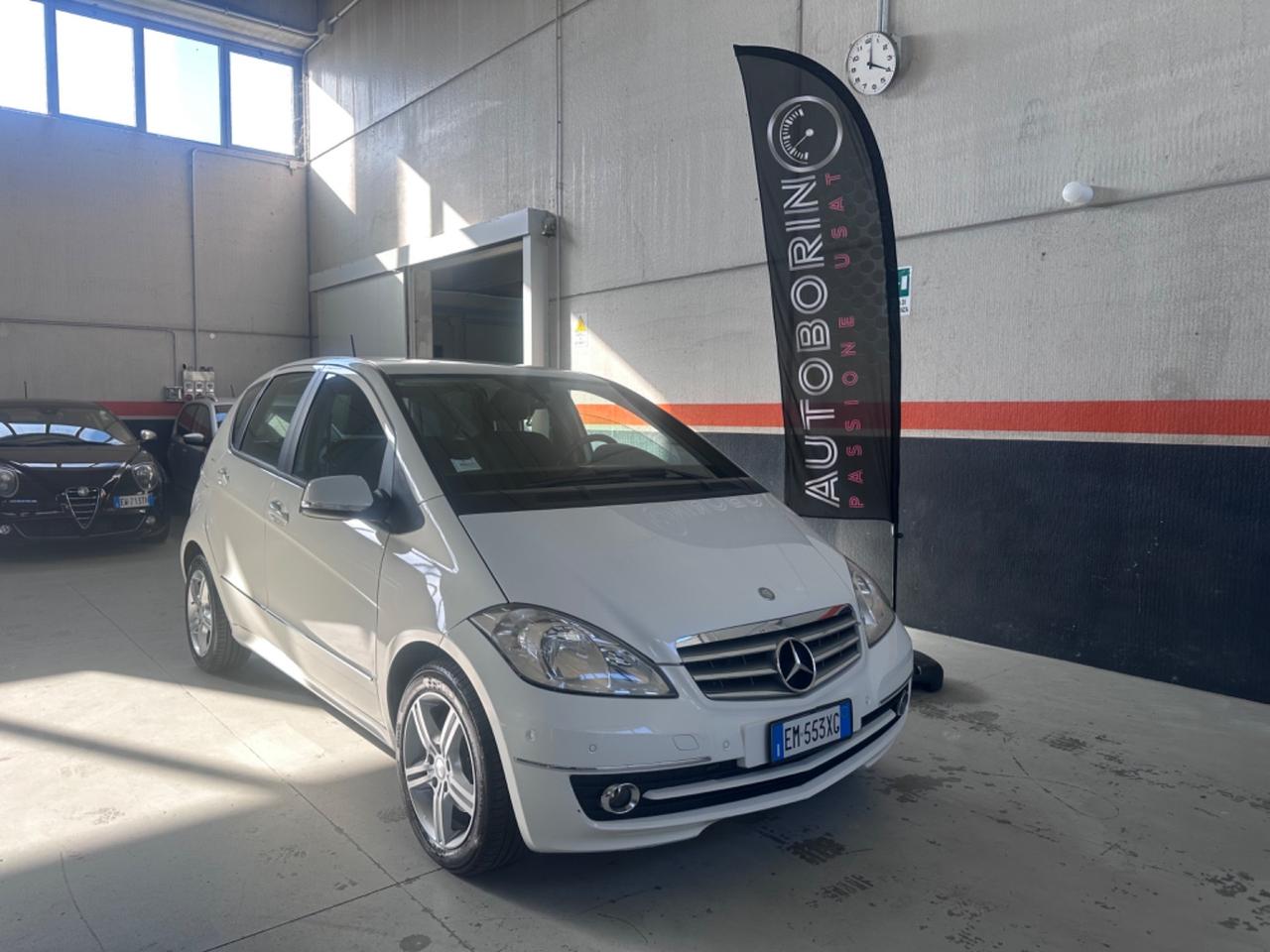 Mercedes-benz A 180 160 CDI AUTOMATIC Premium