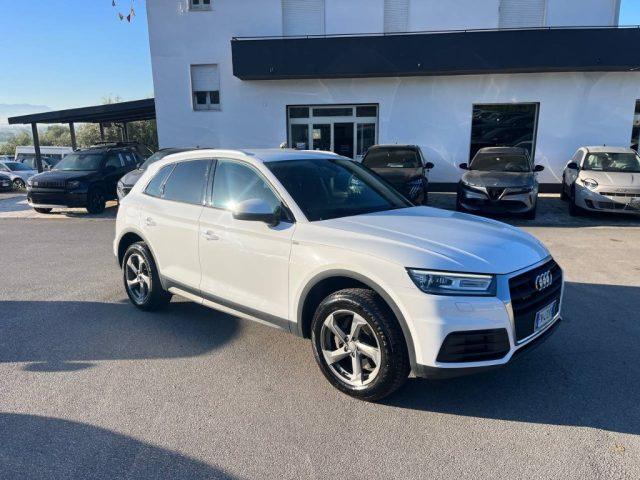 AUDI Q5 2.0 TDI quattro S tronic Business