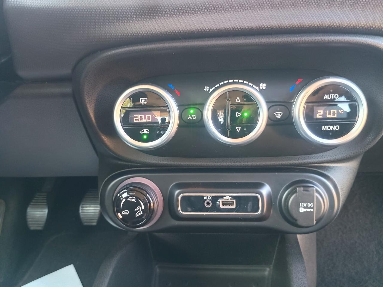 Fiat 500L 1.6 Multijet 120 CV Mirror