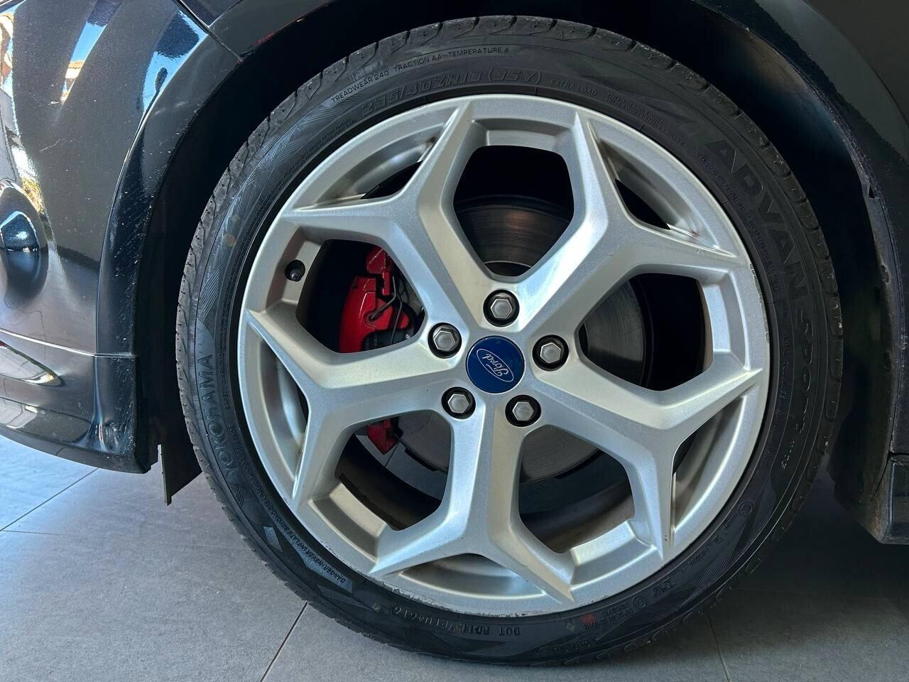 Ford Focus ST PACK - TETTO APRIBILE