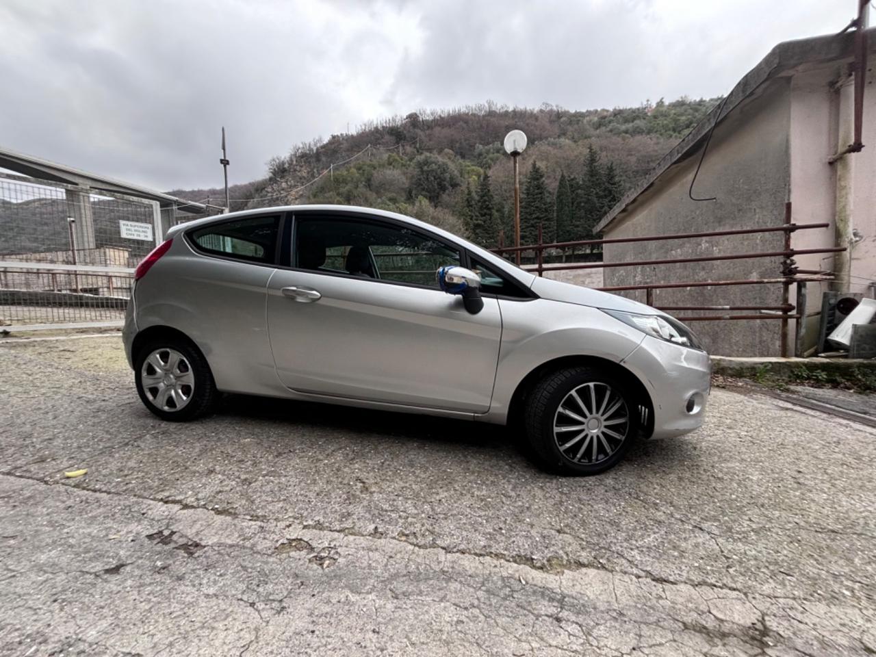 Ford Fiesta 1.2 82CV 3 porte Titanium