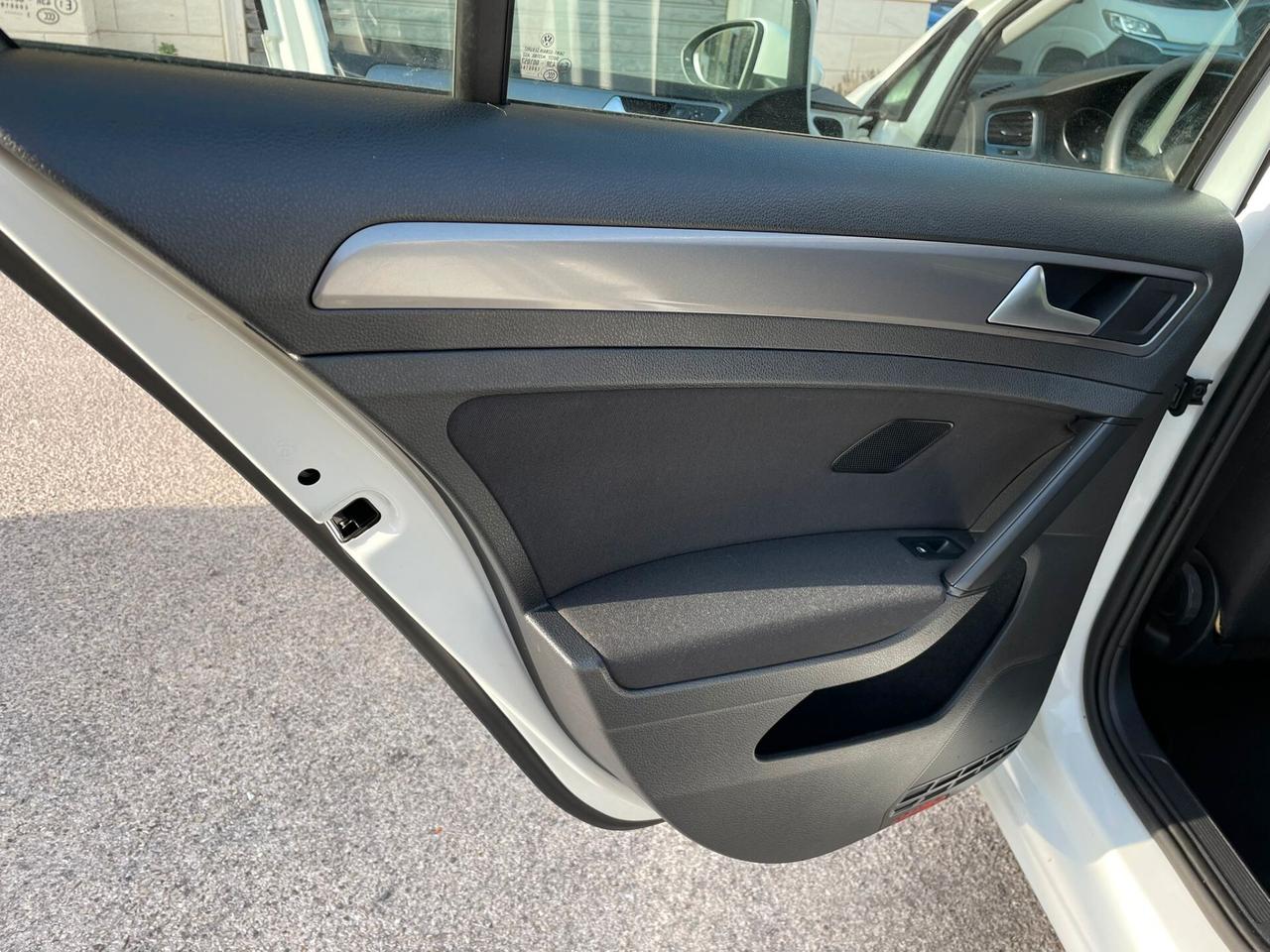 Volkswagen Golf 1.6 TDI Blue Technology