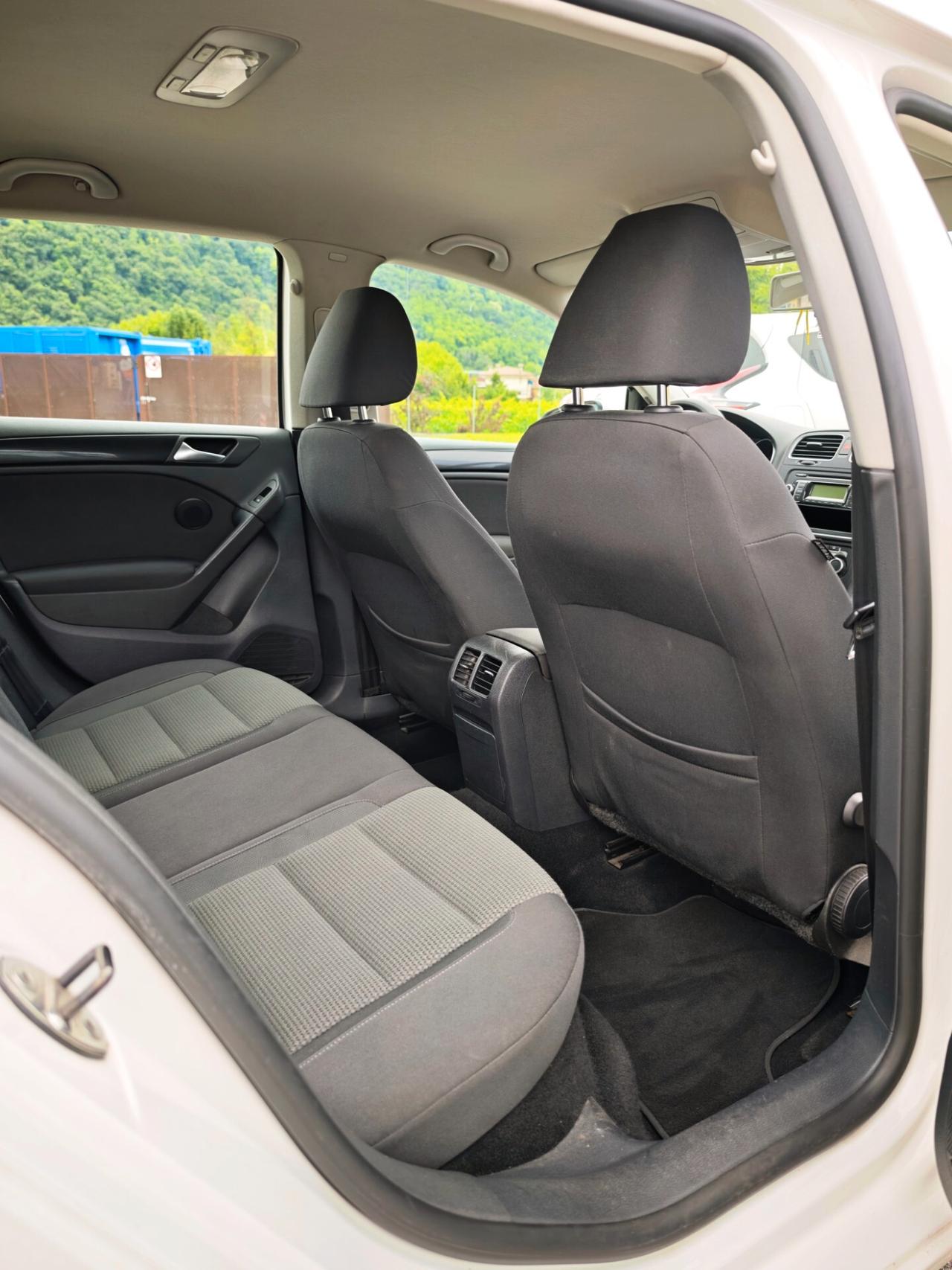 Volkswagen Golf 1.6 TDI DPF 5p. Highline