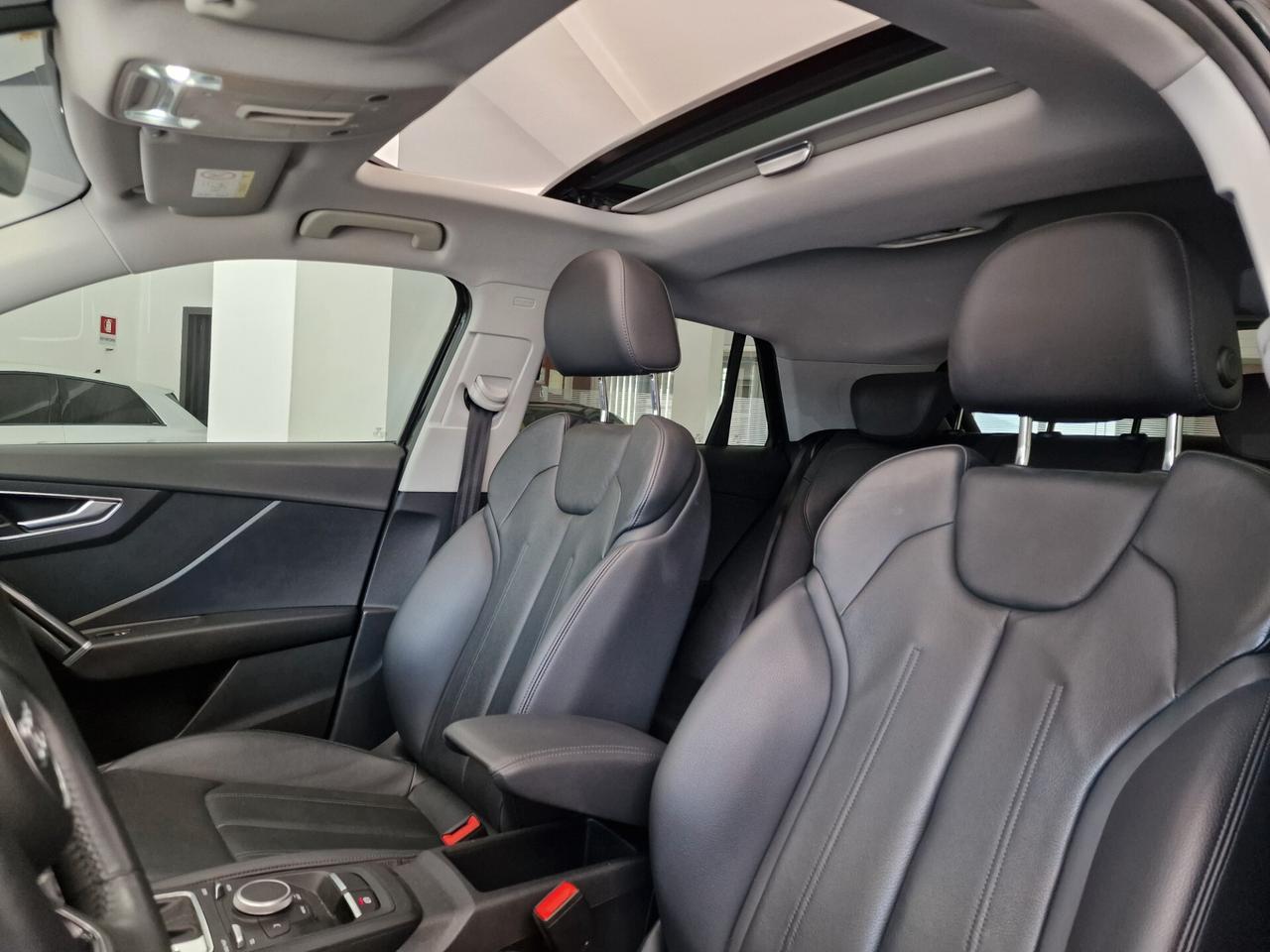 Audi Q2 30 TDI S tronic TETTO, LUCI AMBIENTE, IVA ESPOSTA
