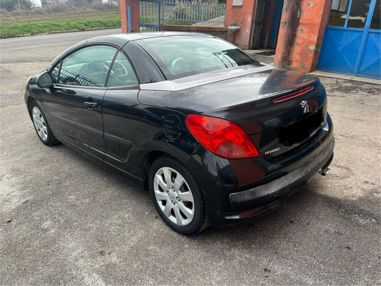Peugeot 207 1.6 HDi 110CV CC Tecno