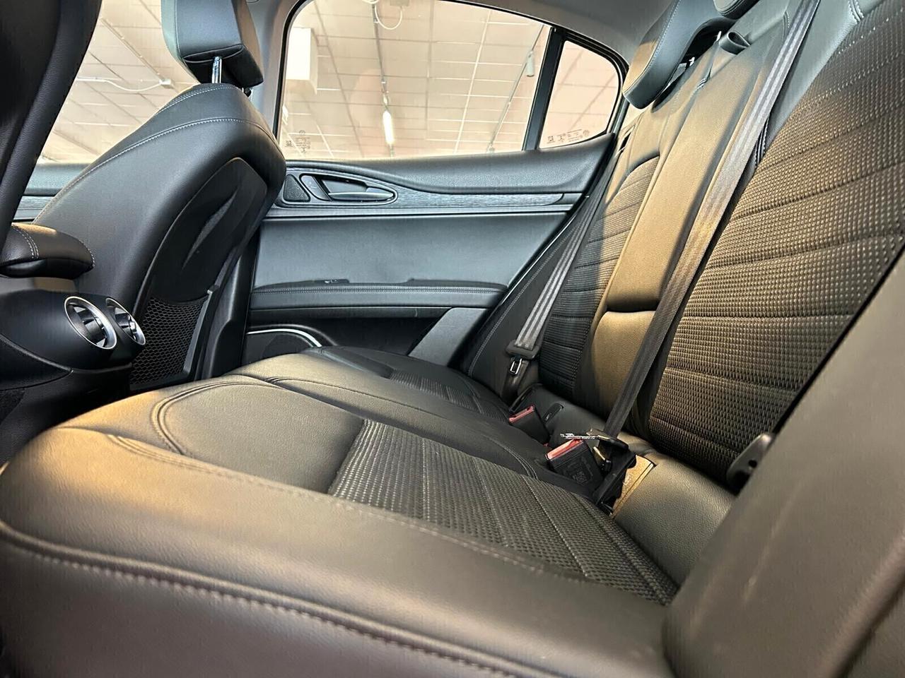 Alfa Romeo Stelvio EXECUTIVE 2.2 Turbodiesel AT8 Q4 SPOTICAR