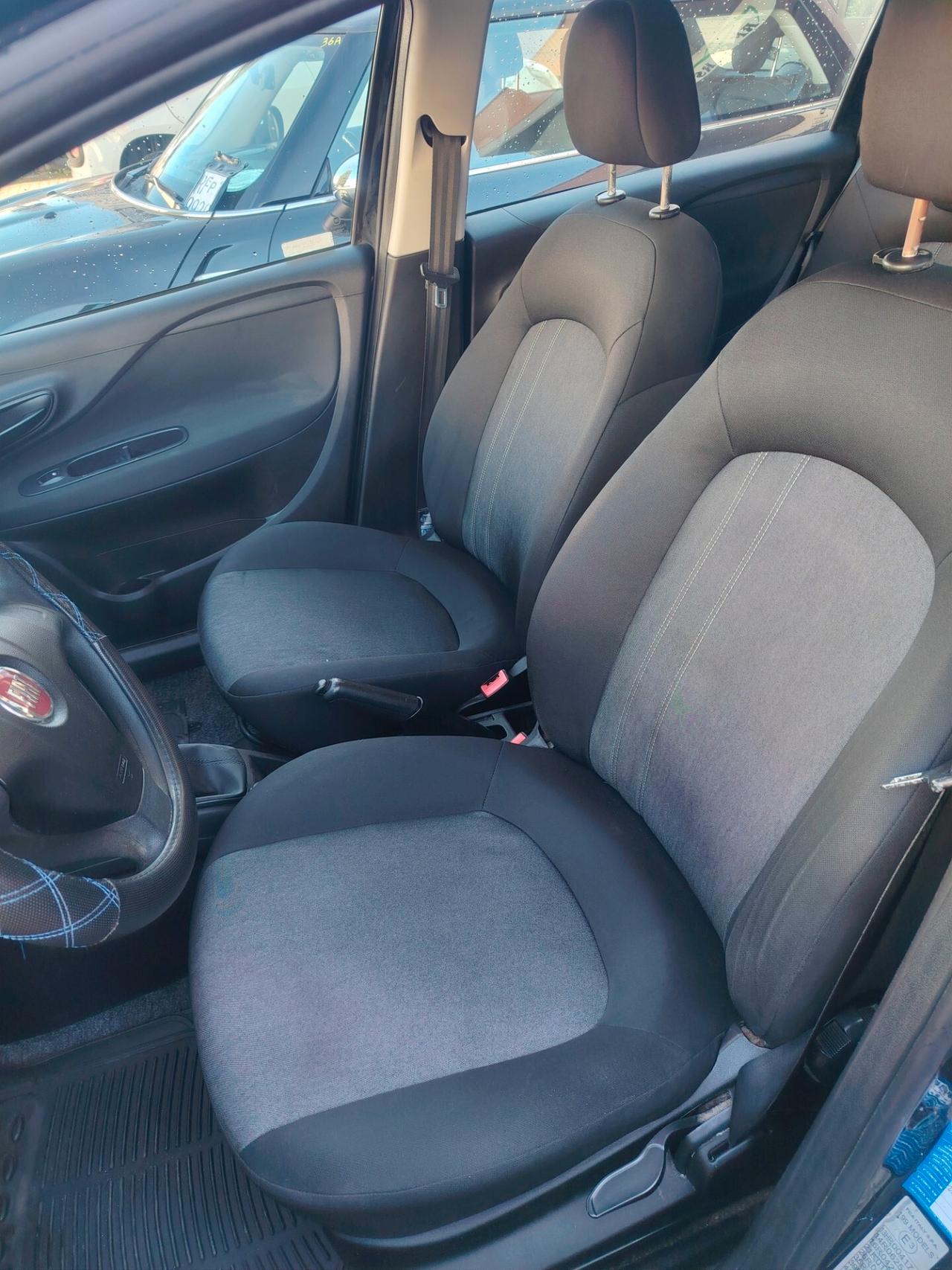 Fiat Punto 1.4 8V 5 porte Natural Power Lounge