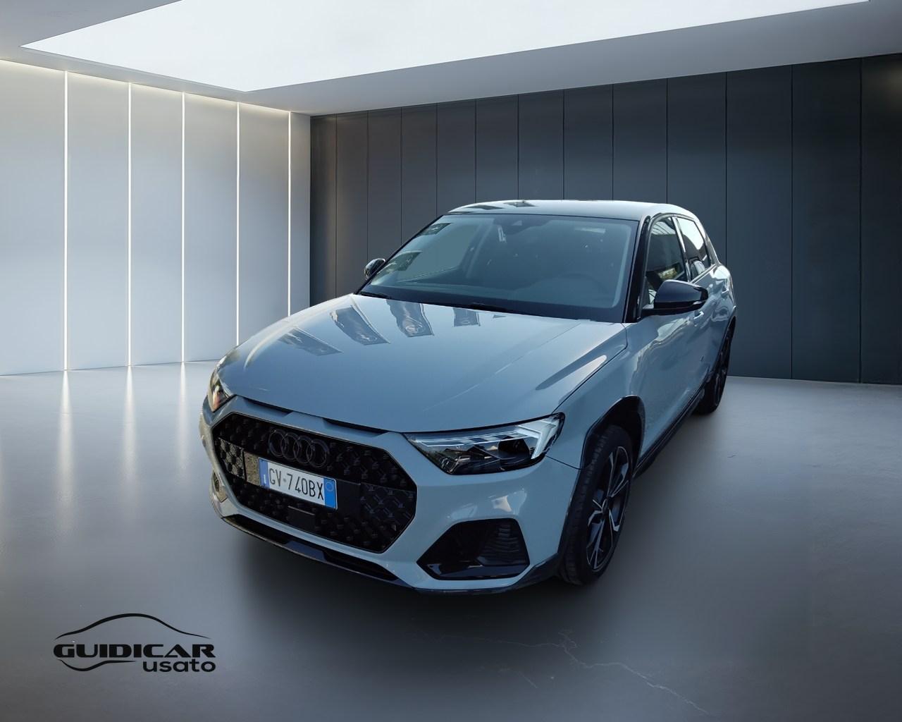 AUDI A1 II 2022 allstreet - A1 allstreet 30 1.0 tfsi Identity Contrast 116cv s tronic