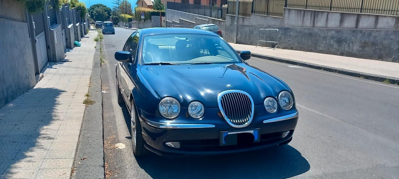 Jaguar S-Type 3.0 V6 24V UN CLASSICO INTRAMONTABILE