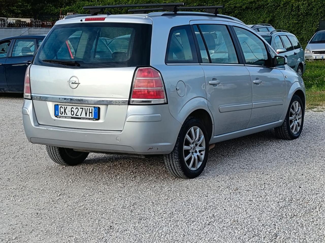 Opel Zafira 2007 1.6 16V ecoM 94CV Cosmo 5 POSTI USO PER LAVORO