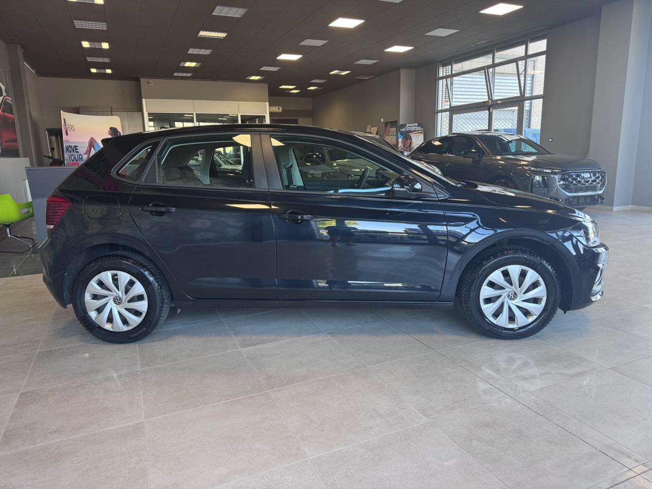 VOLKSWAGEN POLO 1.0 BENZINA COMFORTLINE 5 PORTE