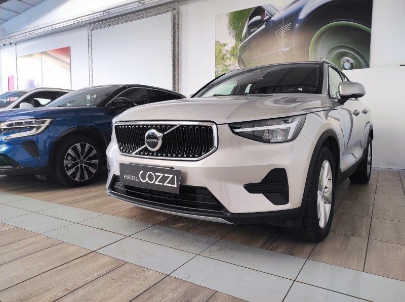 VOLVO XC40 (2017-->) - XC40 T2 Core
