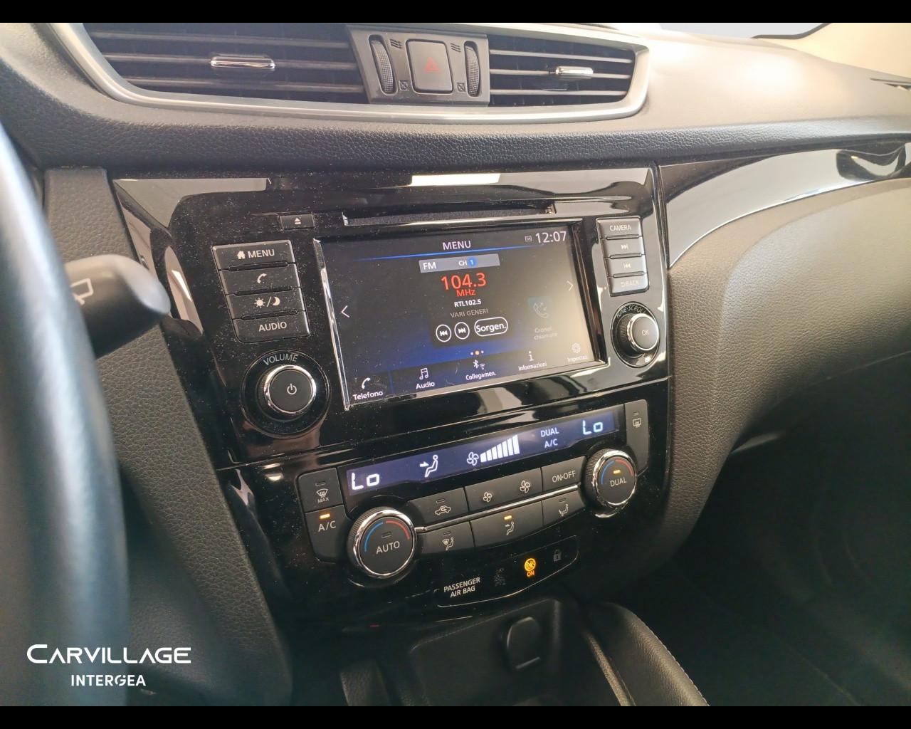NISSAN Qashqai 1.3 dig-t Acenta Premium 140cv