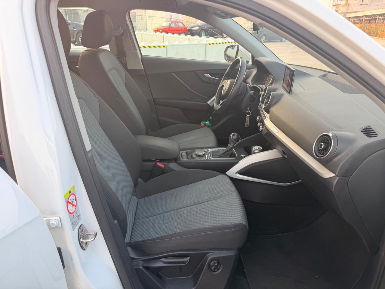 Audi Q2 30 TDI Business Design