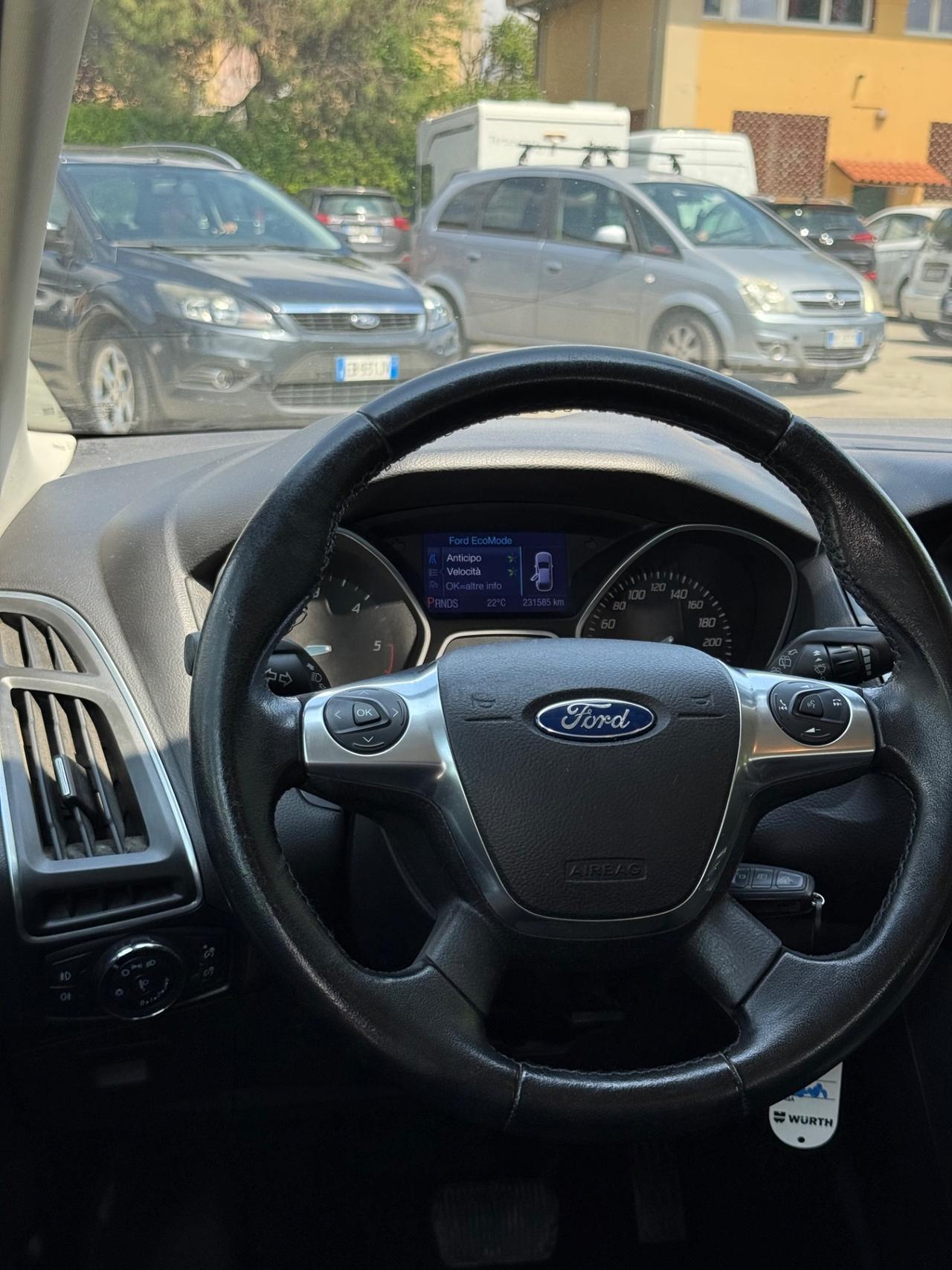 Ford Focus 2.0 TDCi 115 CV Powershift Titanium
