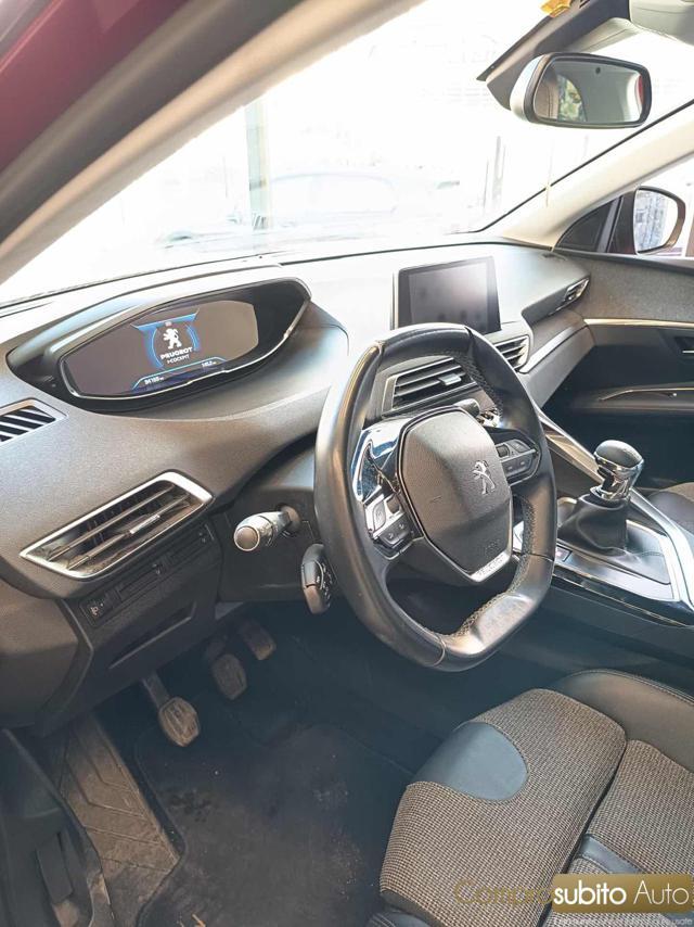 PEUGEOT 3008 PureTech Turbo 130 S&S Allure