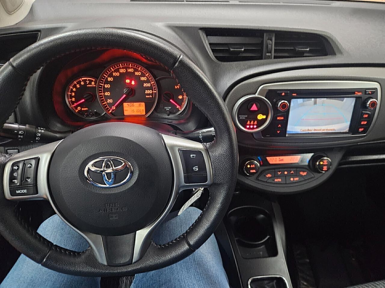 Toyota Yaris 1.0 5 porte Lounge