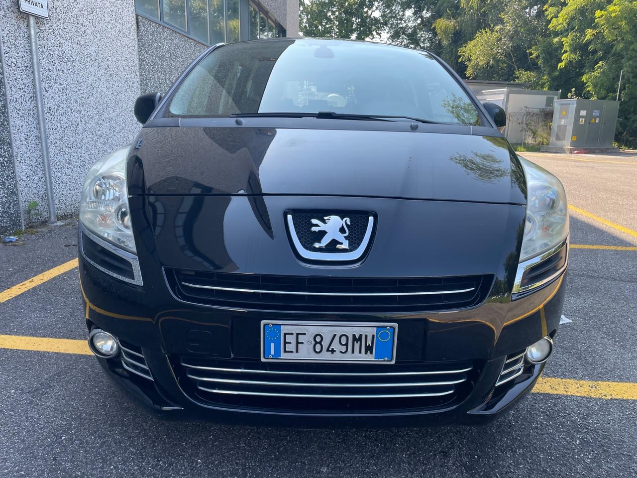 Peugeot 5008 1.6 VTi 120CV*7 posti*Neopatentati*