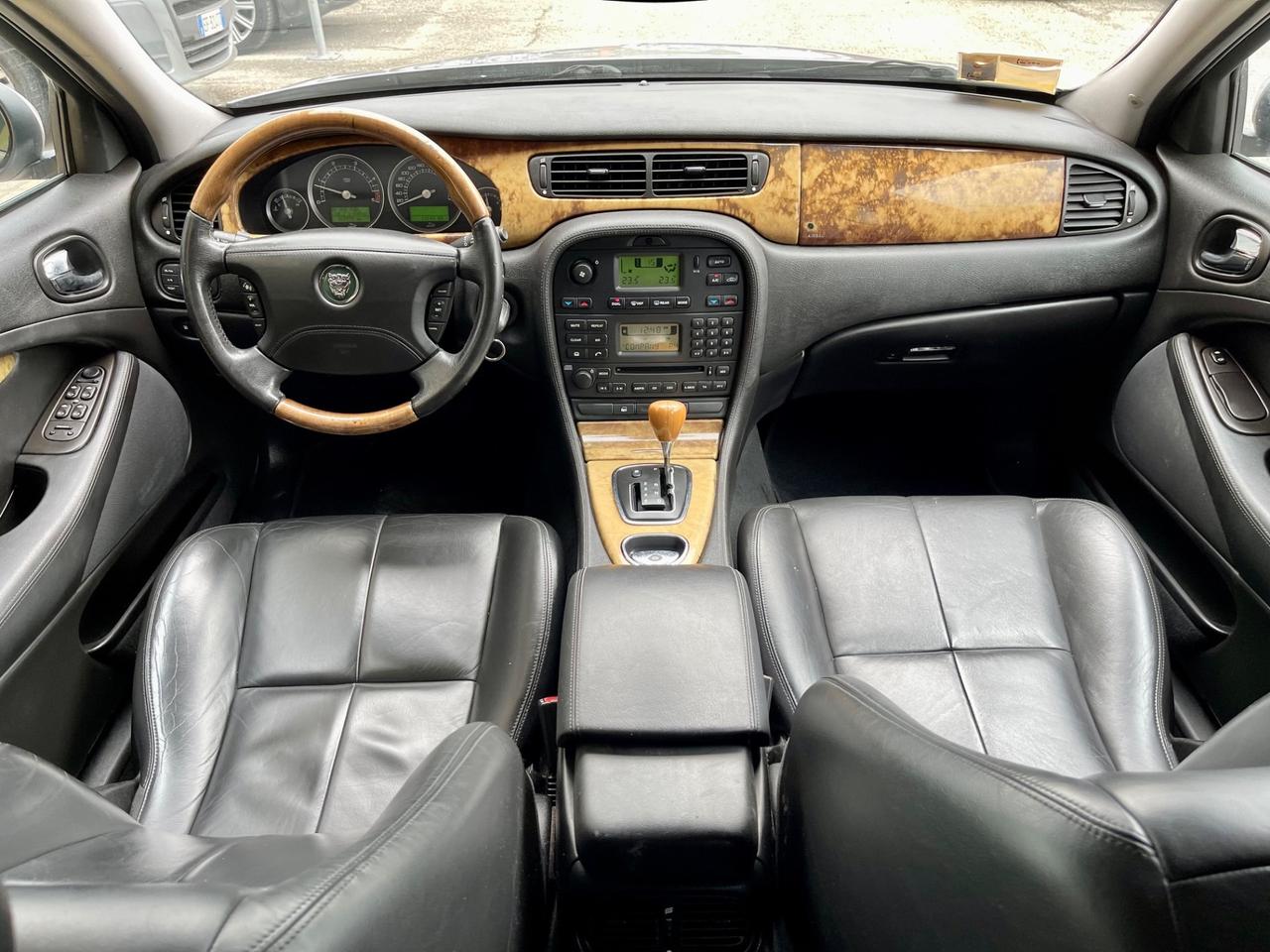 Jaguar S-Type 2.7D 152kw V6 UNICO PROPRIETARIO 12-2006