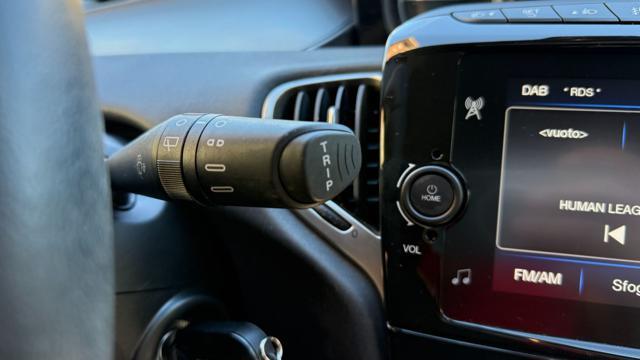 LANCIA Ypsilon 1.0 FIREFLY S&S HYBRID GOLD*24M.G.*CARPLAY*LED*TEL