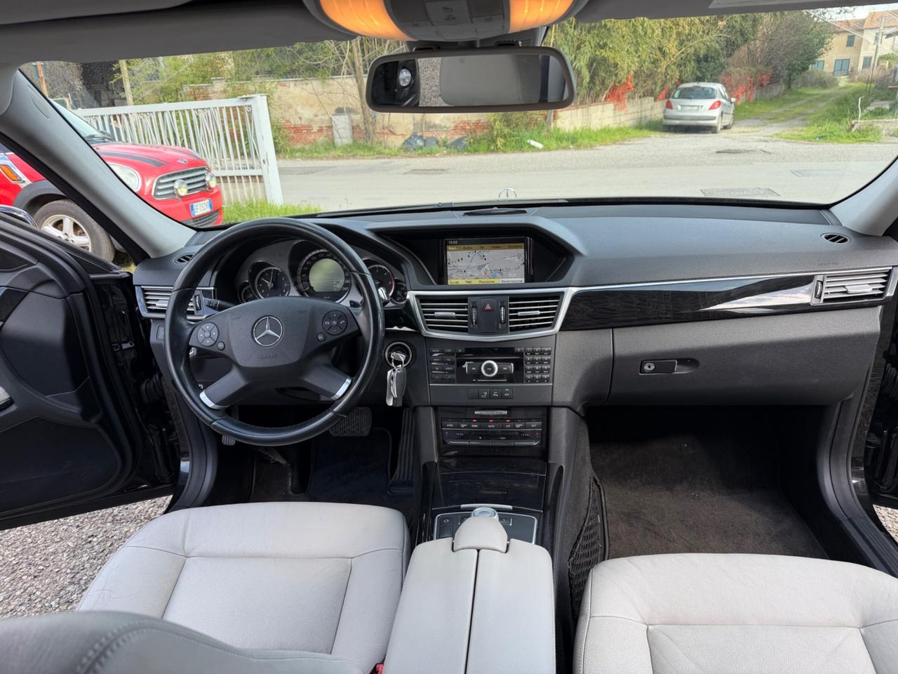 Mercedes-benz E 250 CDI BlueEFFICIENCY Avantgarde