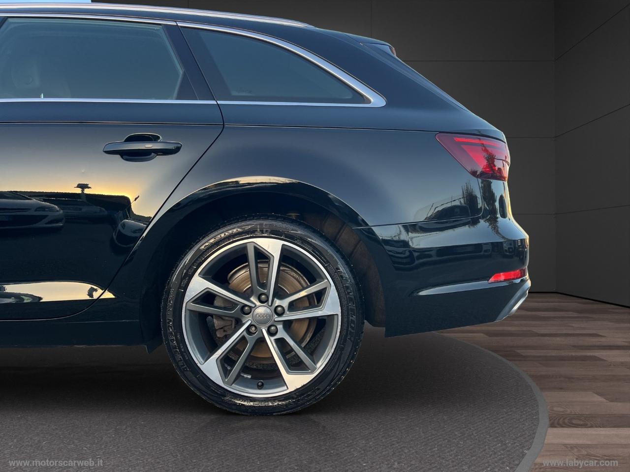 AUDI A4 40 TDI quattro S tronic Business