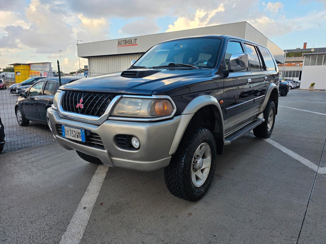 Mitsubishi Pajero Sport 2.5 TDI GLS Target