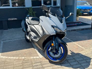 Yamaha T-Max 560