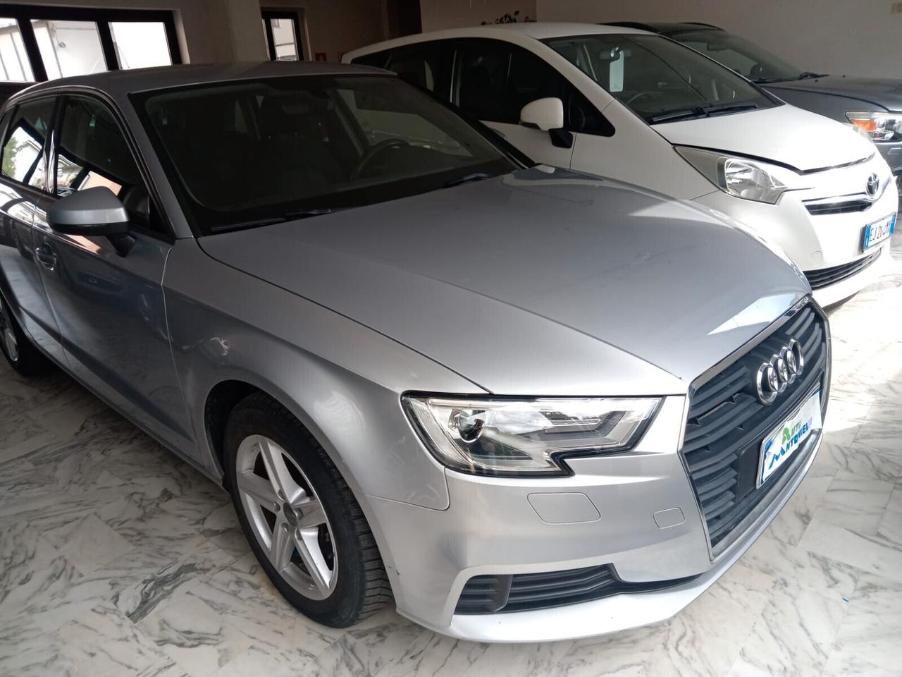 Audi A3 1.6 TDI 116 CV Business