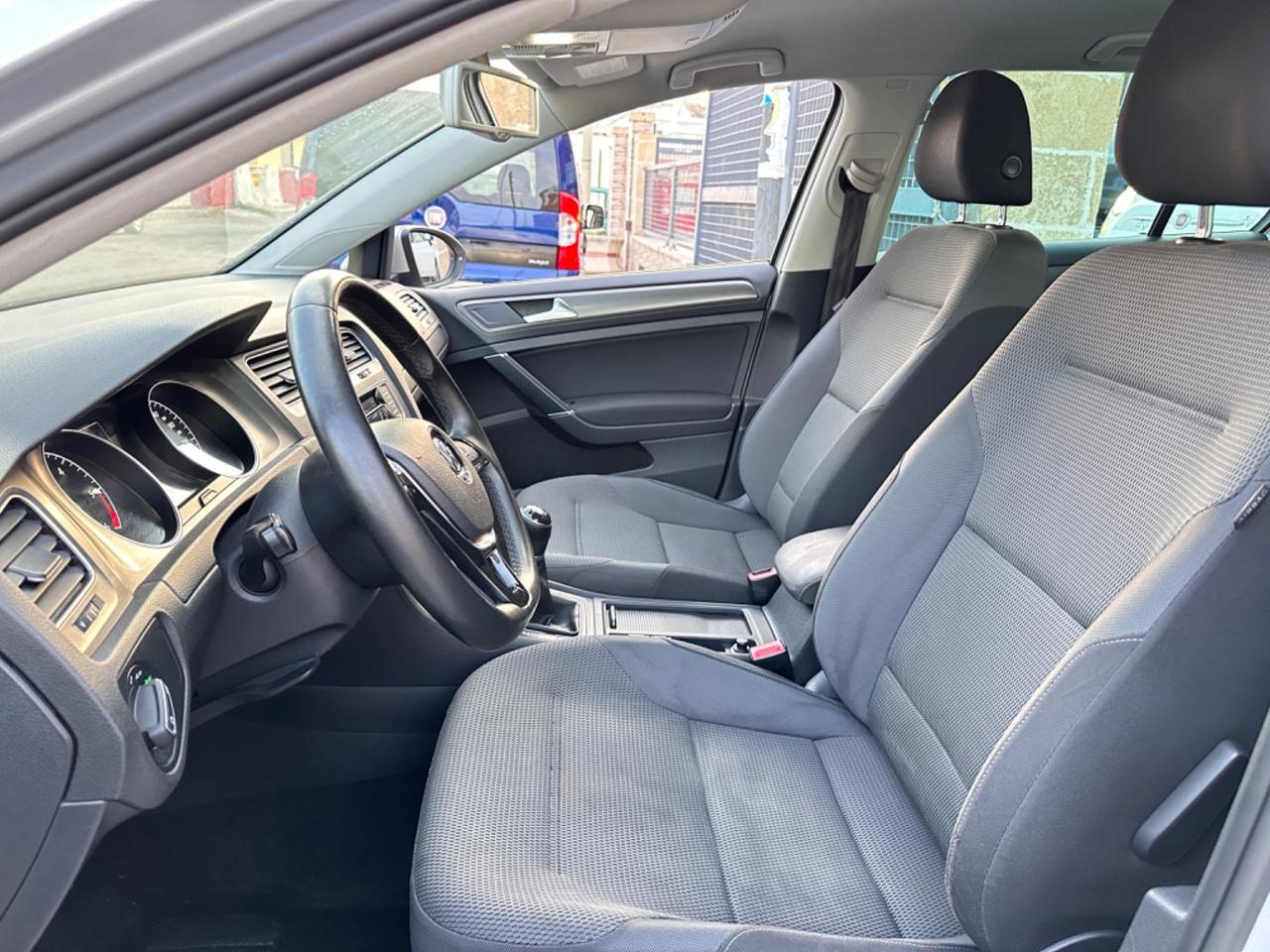 Volkswagen Golf 1.6 TDI 5p. -2013 XENO/NAVI